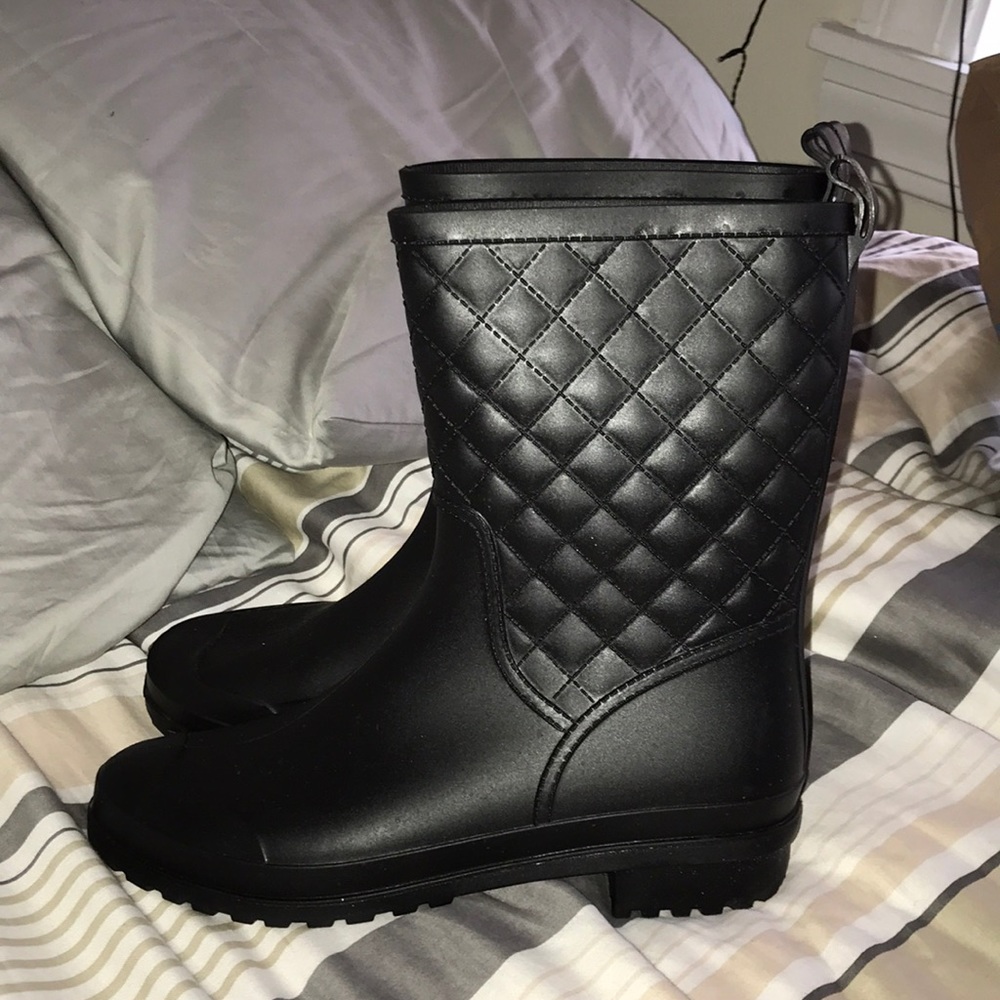Black rain boots